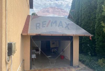 Casă / Vilă cu 5 camere de vânzare în zona Central - 55