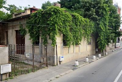 Teren 400 mp poziție excelentă în centrul capitalei, zona A - 1