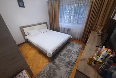 Apartament cu 3 camere decomandat, etaj 2/4, zona Cug - 14
