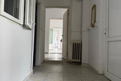 Rahova, Amurgului, casa pe parter, teren 266 mp, 90 mp construiti, 3 camere, - 9