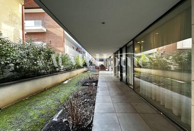 Apartament MODERN cu 4 camere, mobilat partial,finisaje lux, parcare,80mp terasa - 20