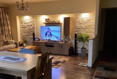 Apartament cu 4 camere decomandat, mobilat în Mănăștur