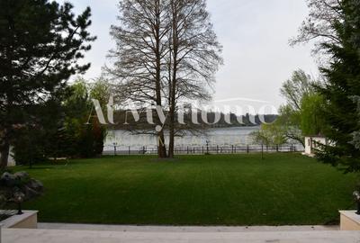 Vila unica pe malul Lacului Snagov, piscina si garaj ambarcatiuni, teren 1750 mp - 16
