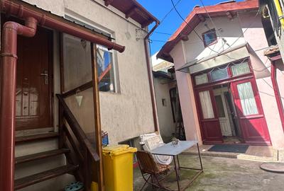 2 corpuri de casa - Centru - 155.000 euro (Cod E8+E10) - 2