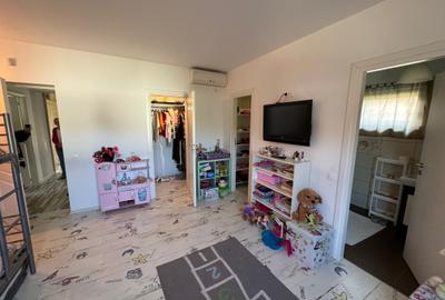 Casă de vânzare în Lipănești - Construcție modernă, teren generos - 10