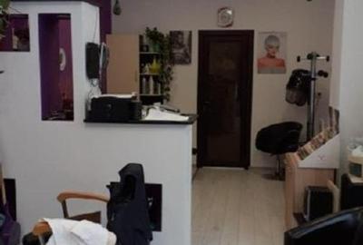 Spatiu  comercial  de  vanzare - 4
