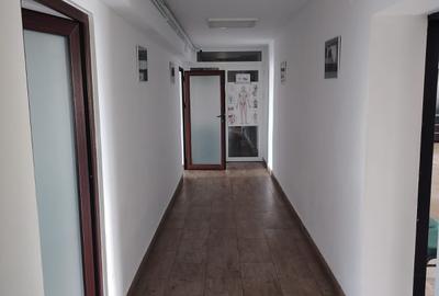 Spațiu comercial, 300 mp în Cug