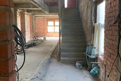 Statiunea  Breaza  Vanzare Vila(Pensiune)+10 camere - 7