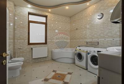 Casă / Vilă cu 6 camere de închiriat în zona Nord - 7
