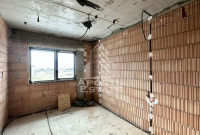 Jumatate de duplex de vanzare cu 5 camere, Dumbravita - 7