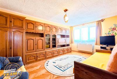 3D!Decomandat,3camere,Targu Secuiesc, Garii,renovat,balcon,garaj,areal apreciabi - 1