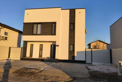 Casă individuală cu 5 camere în Berceni