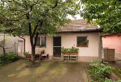 RECO, Casa cu dublu front, iesire la 2 strazi, Zona Iosia,  singur in curte, ter - 18