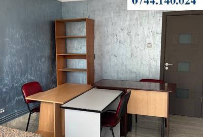 Spațiu comercial, pentru birouri, ultra central, 300 Euro/ lună