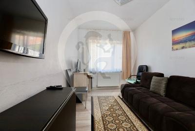 Casa singur in curte Schei - 3