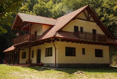 Vila cu 6 dormitoare, Porumbacu de Sus, Zona Turistica - 1