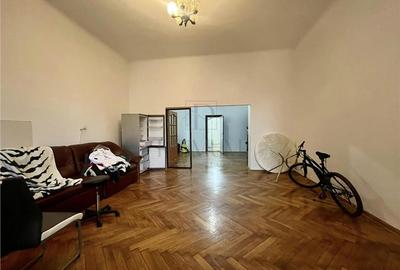 FABRIC - 4 CAM - ETJ.1 - 2 BAI - 3 BOXE - CURTE - ARHITECTURAL - ZONA ISTORICA- - 2