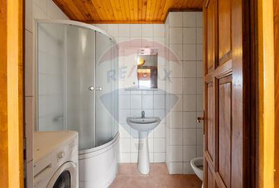 Apartament de închiriat la casă, cu 3 camere – zona Nord-Est, Șofronea - 8