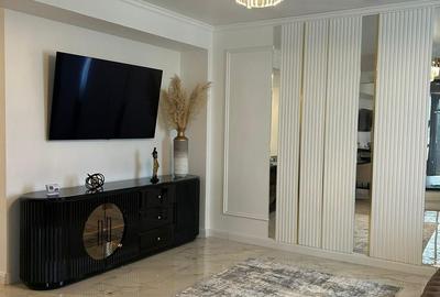 PENTHOUSE EXCLUSIVIST | TOMIS PLUS - 14