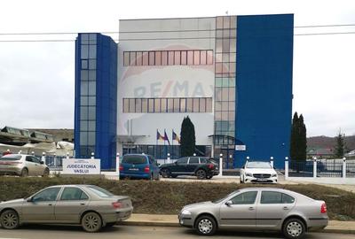 Spațiu Comercial de Închiriat Strada Ștefan cel Mare, Vaslui - 1