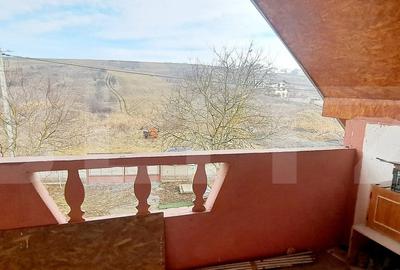 Casa individuala 90mp,teren 1000mp,situata in Dezmir - 10