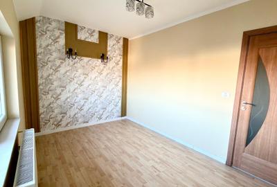 Vand apartament 3 camere Dambovita mansarda 92000 euro - 20