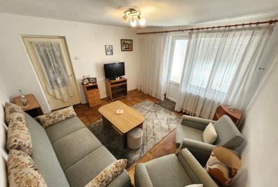 3 Cam - Spitalul Judetean-Mobilat--Utilat-Centrala -53Mp-95000 Euro-Negociabil - 3