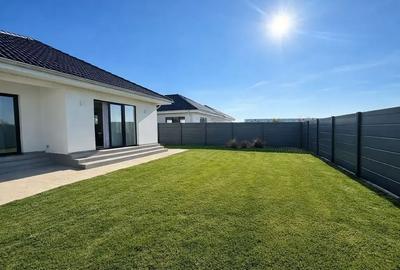 Casă cu 4 camere în Tunari