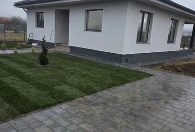 Casă de vânzare semifinisată | teren 505 mp | 3 dormitoare + terasă 12 mp. - 1