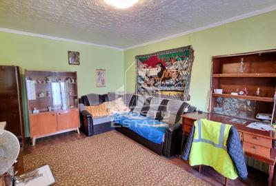 Casa individuala de vanzare cu 3 camere si 2 fronturi Giarmata - 3