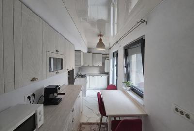 3 Camere Bloc Nou Zona inel 1- Academia Mircea Cel Bătrân Curte Privată - 7