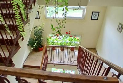 2 Camere Astra-Neptun, liber, 92000Euro - 2