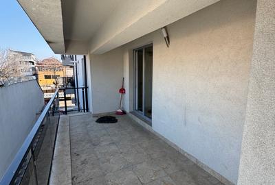 Apartament două camere decomandat nou/ et 1/ parc Bazilescu/ sector 1 - 17