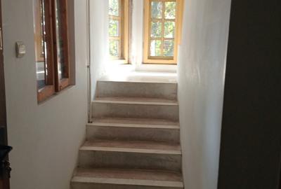 Oferta Vânzare vilă elegantă cu teren generos, situată aproape de București - 17