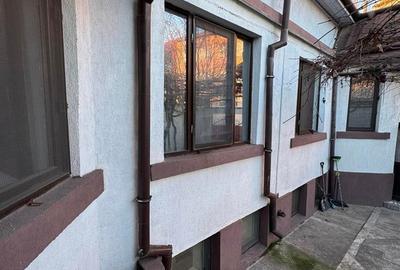OCAZIE LA VANZARE - CASA CARAMIDA 6 CAMEE - ZONA ICIL - - 10