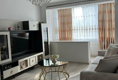 Apartament cu 2 camere semidecomandat, mobilat în Tomis II