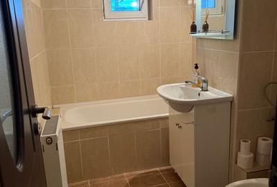 Soarelui | 3 camere | Decomandat | 2 băi | 2 balcoane | Etaj 3 - 8