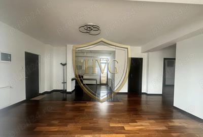 Apartament cu 3 camere decomandat, mobilat în Băneasa