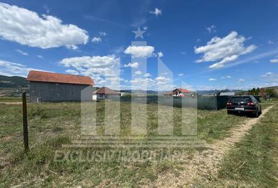 Teren Construcții intravilan de 435 mp, în Micești