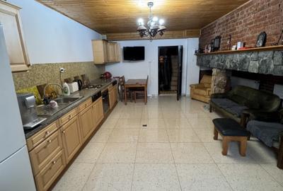 Vila tip duplex, zona Democratiei - 2