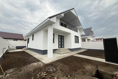 Exclusivitate! Vila P+M, 4 camere, la cheie, zona deosebita, Valu lui Traian! - 1