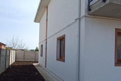 Duplex cu 4 camere în Berceni