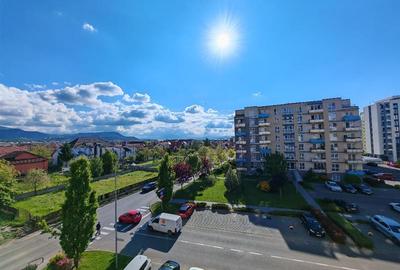 Inchiriem Apartament 2 Camere, Mobilat, Studio, Tractorul - 1
