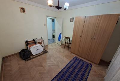 Apartament cu 2 camere, zona Podu Ros - 2