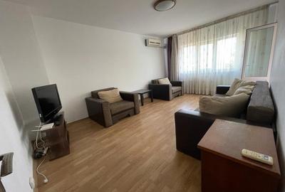 Apartament cu 2 camere decomandat, mobilat în Faleza Nord
