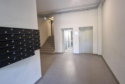 Bloc Nou , City Mall - 20