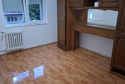 Apartament cu 4 camere Craiovita - 3