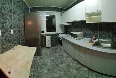 Tineretului,Metrou,Parc,bl.1977,reabilitat,DECOMANDAT,Amenajat,loc parcare - 5