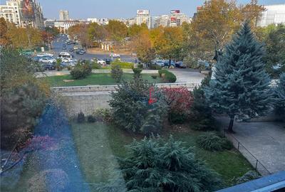 Apartament cu 4 camere decomandat în Unirii