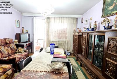 Apartament 4 camere, cu boxa, Bd.Traian, zona BCR - 9